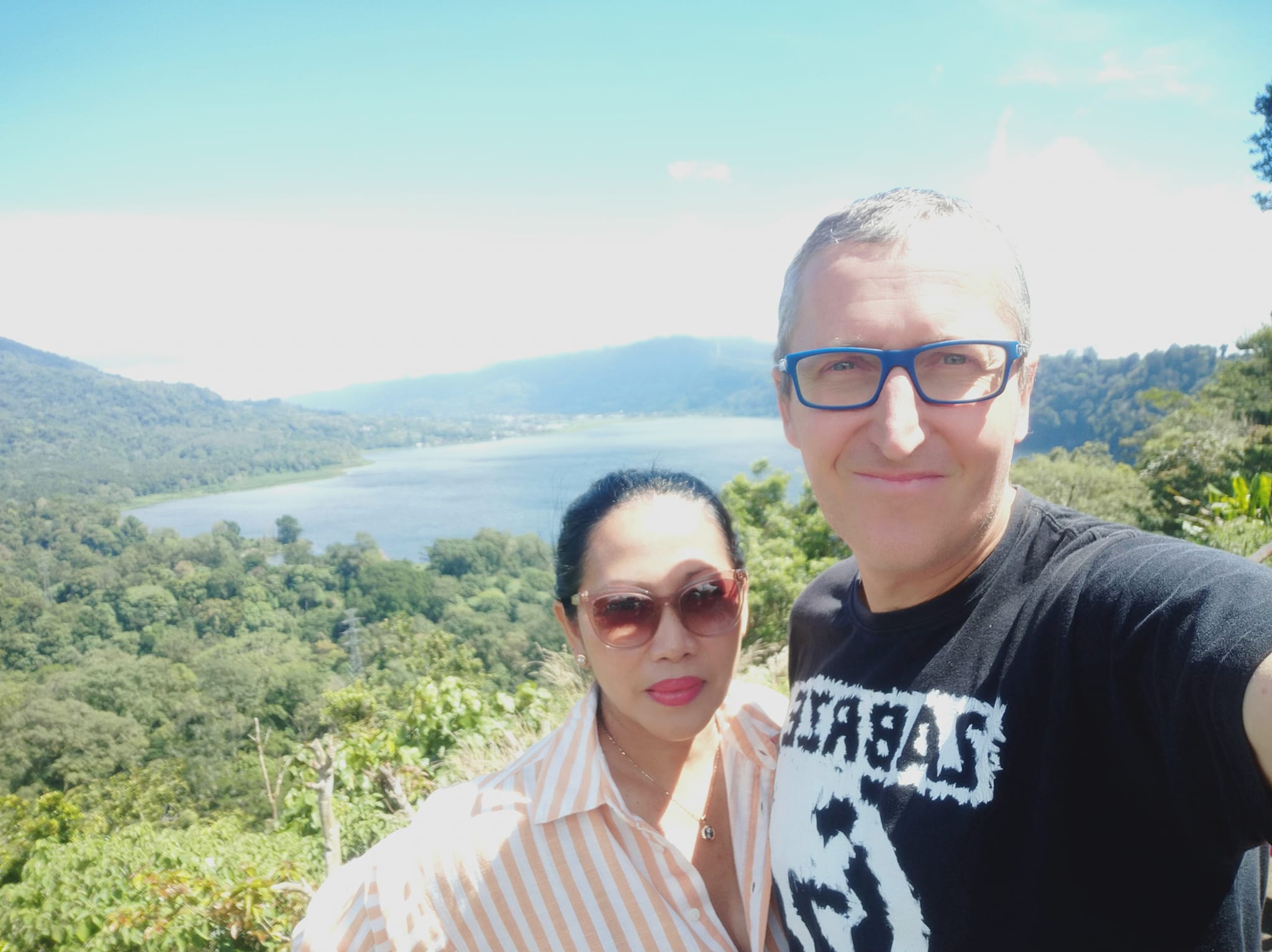 Michał and Desak at a Bali lake